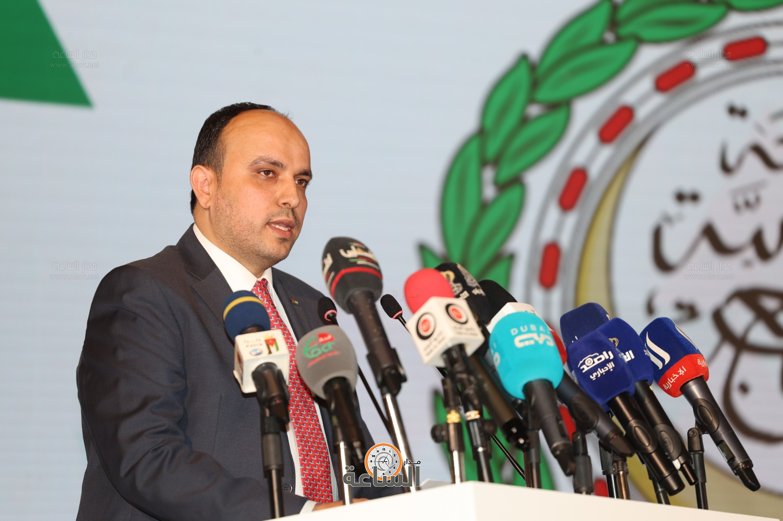 Madar Al-Saa Images 0.5107619825465045