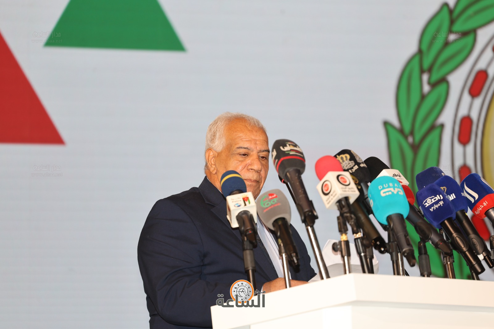 Madar Al-Saa Images 0.49325633211419617