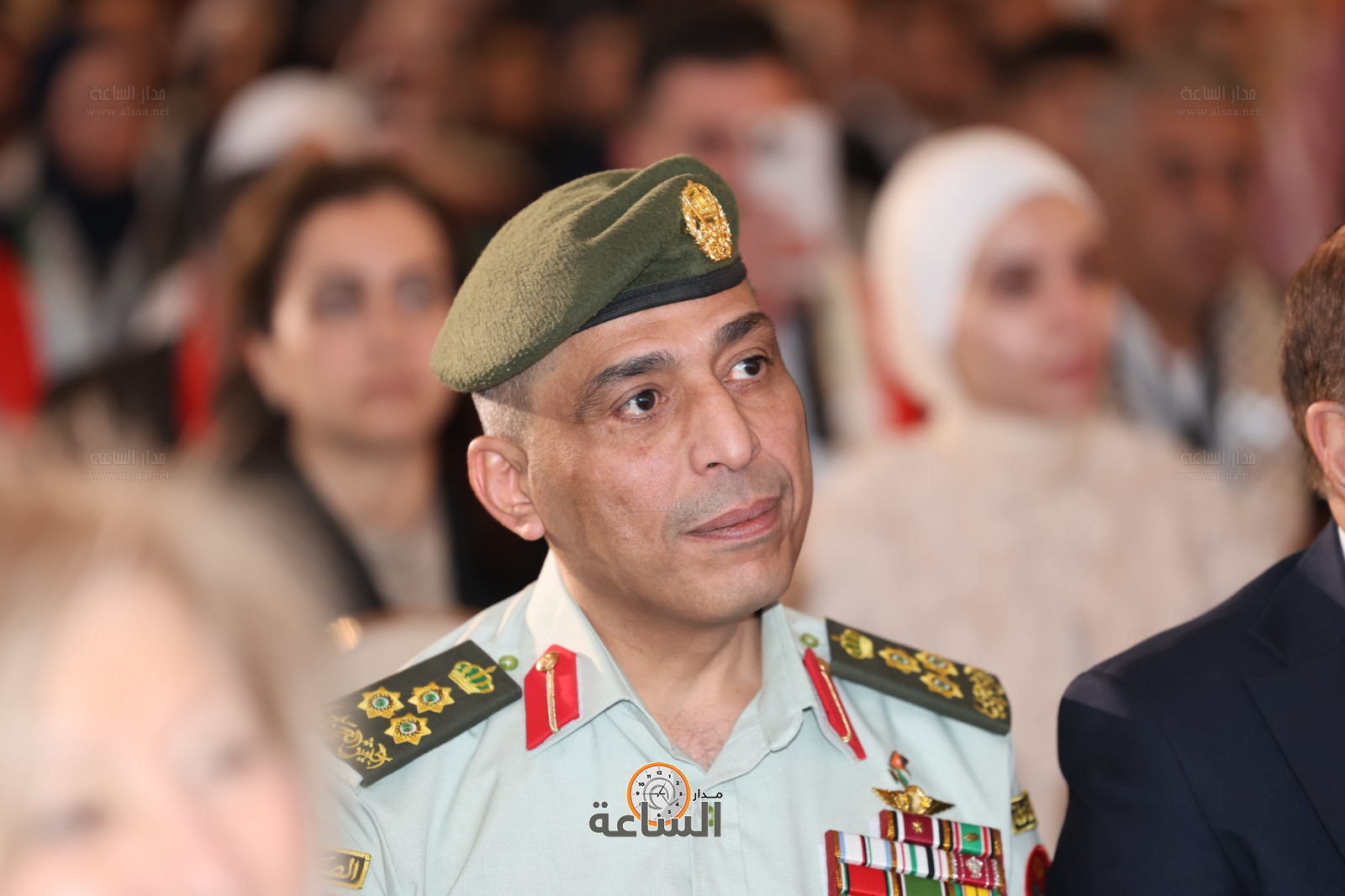 Madar Al-Saa Images 0.40179336486539374