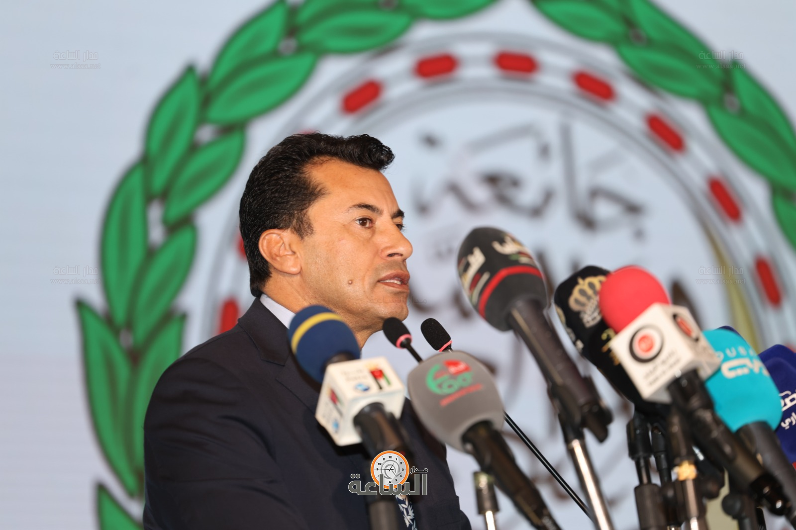 Madar Al-Saa Images 0.17207658269353032