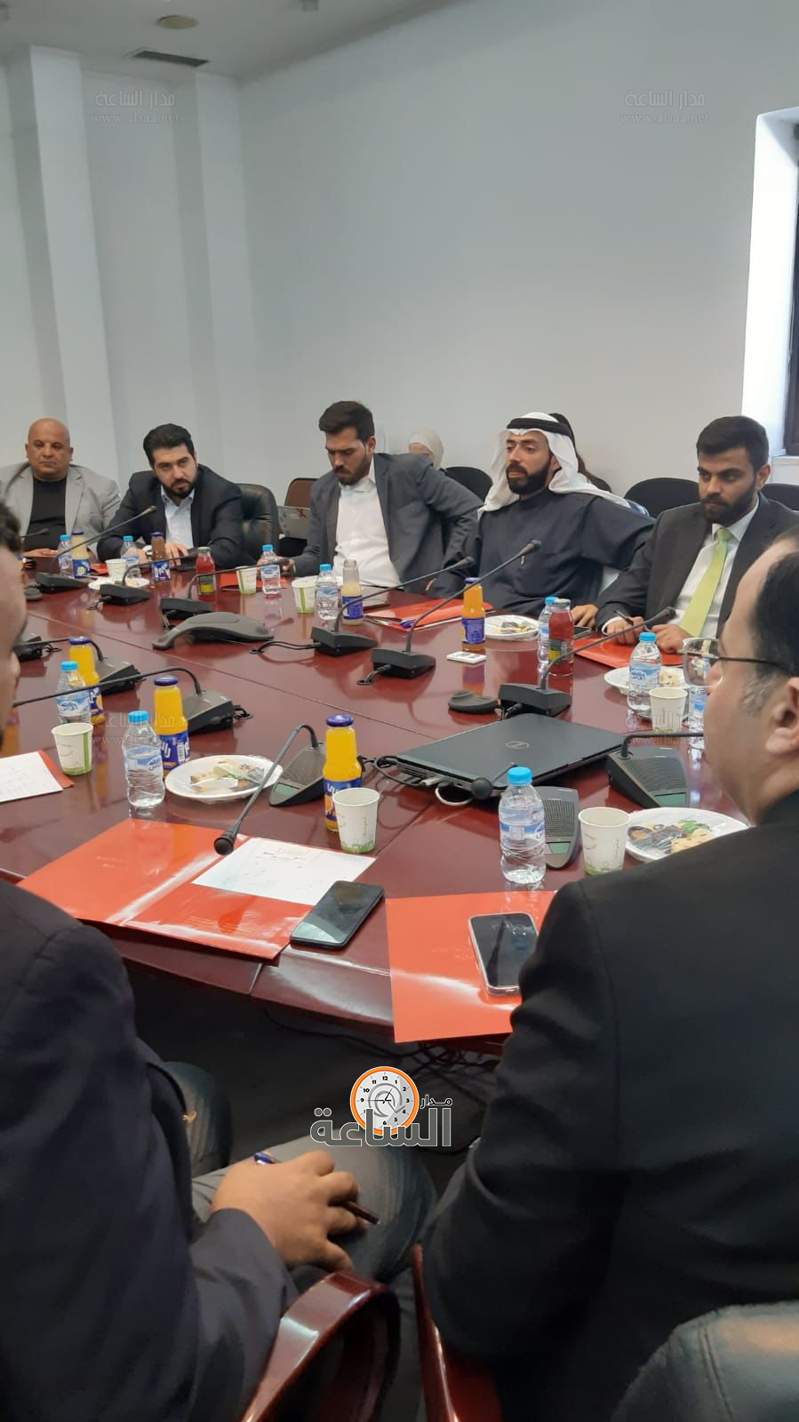 Madar Al-Saa Images 0.4162831465752048