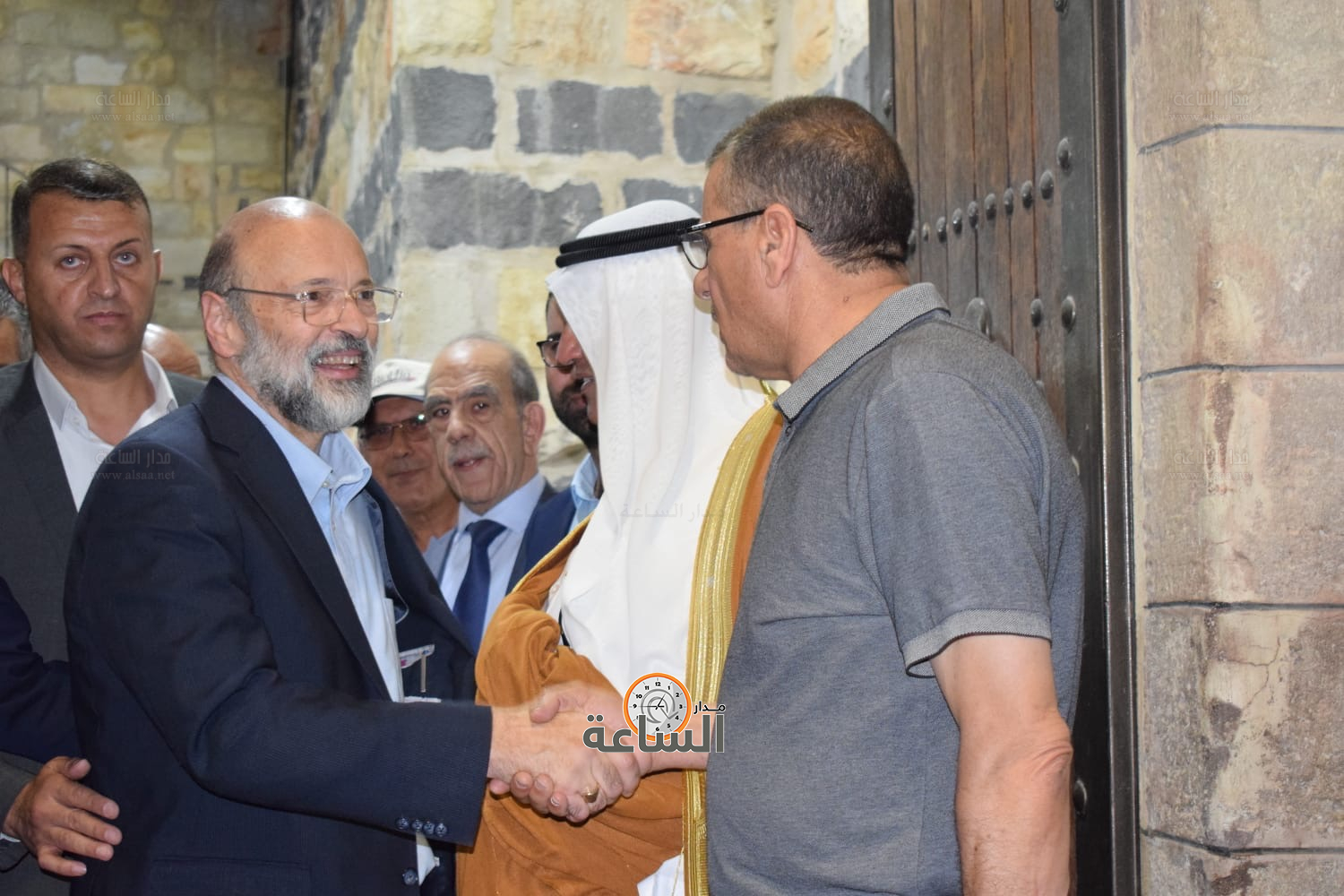 Madar Al-Saa Images 0.9323789375035689