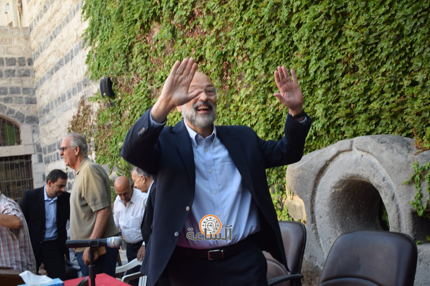 Madar Al-Saa Images 0.24059899718419098