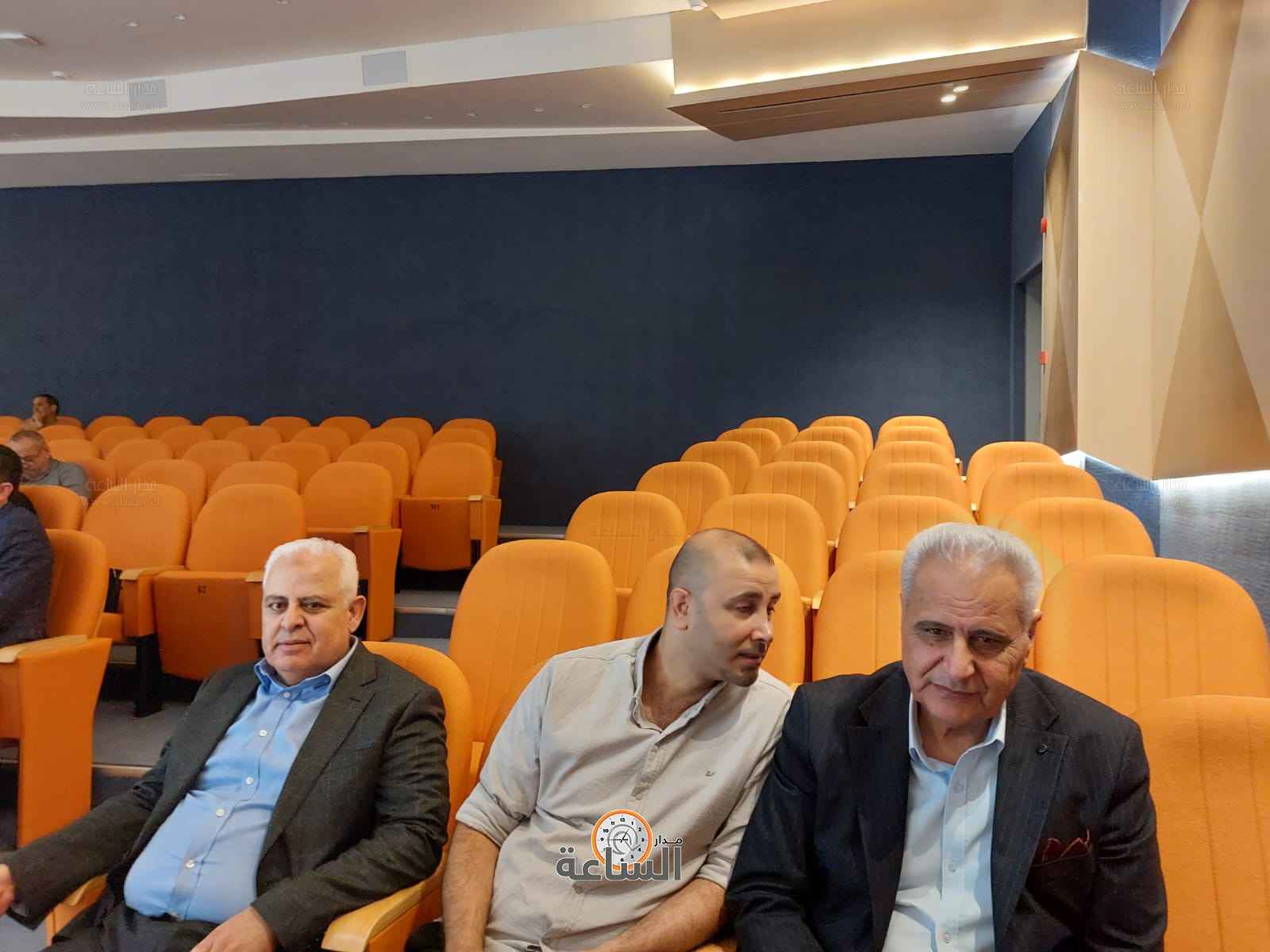 Madar Al-Saa Images 0.050121146328635846