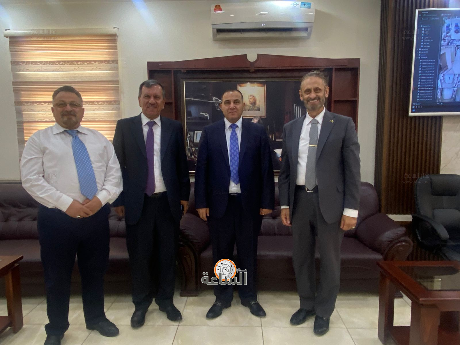 Madar Al-Saa Images 0.7566399392703634