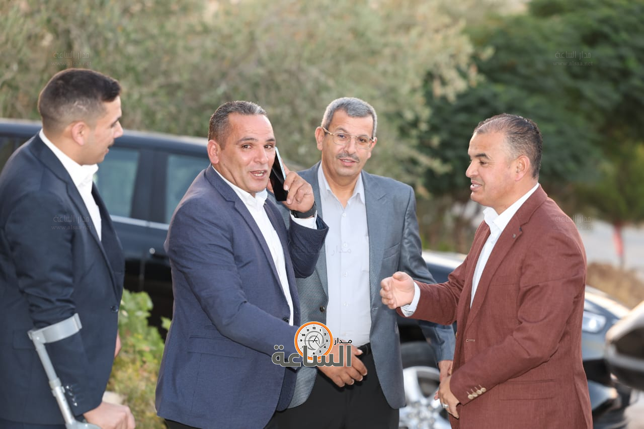 Madar Al-Saa Images 0.3266585953983593