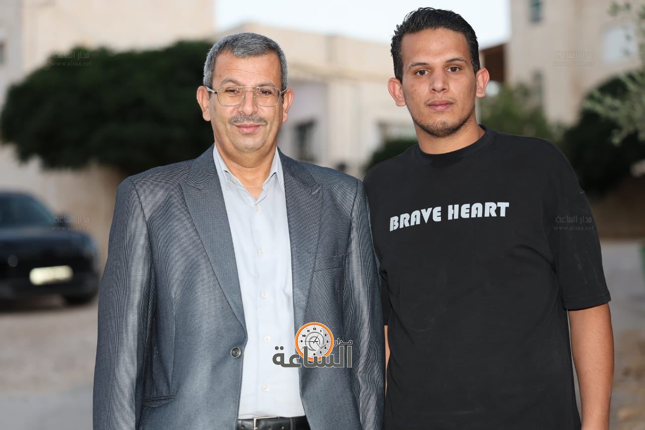 Madar Al-Saa Images 0.498642054974475