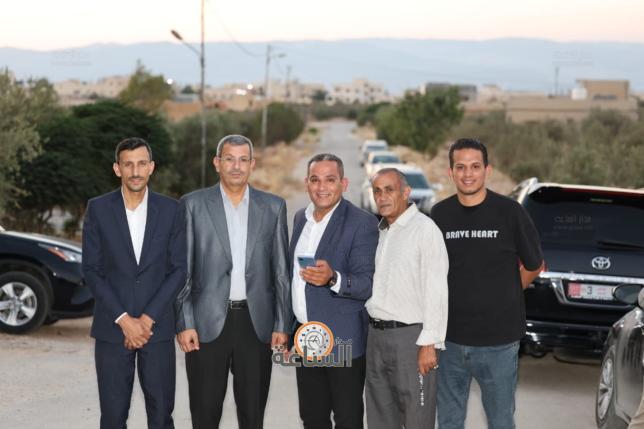 Madar Al-Saa Images 0.22381395080397348