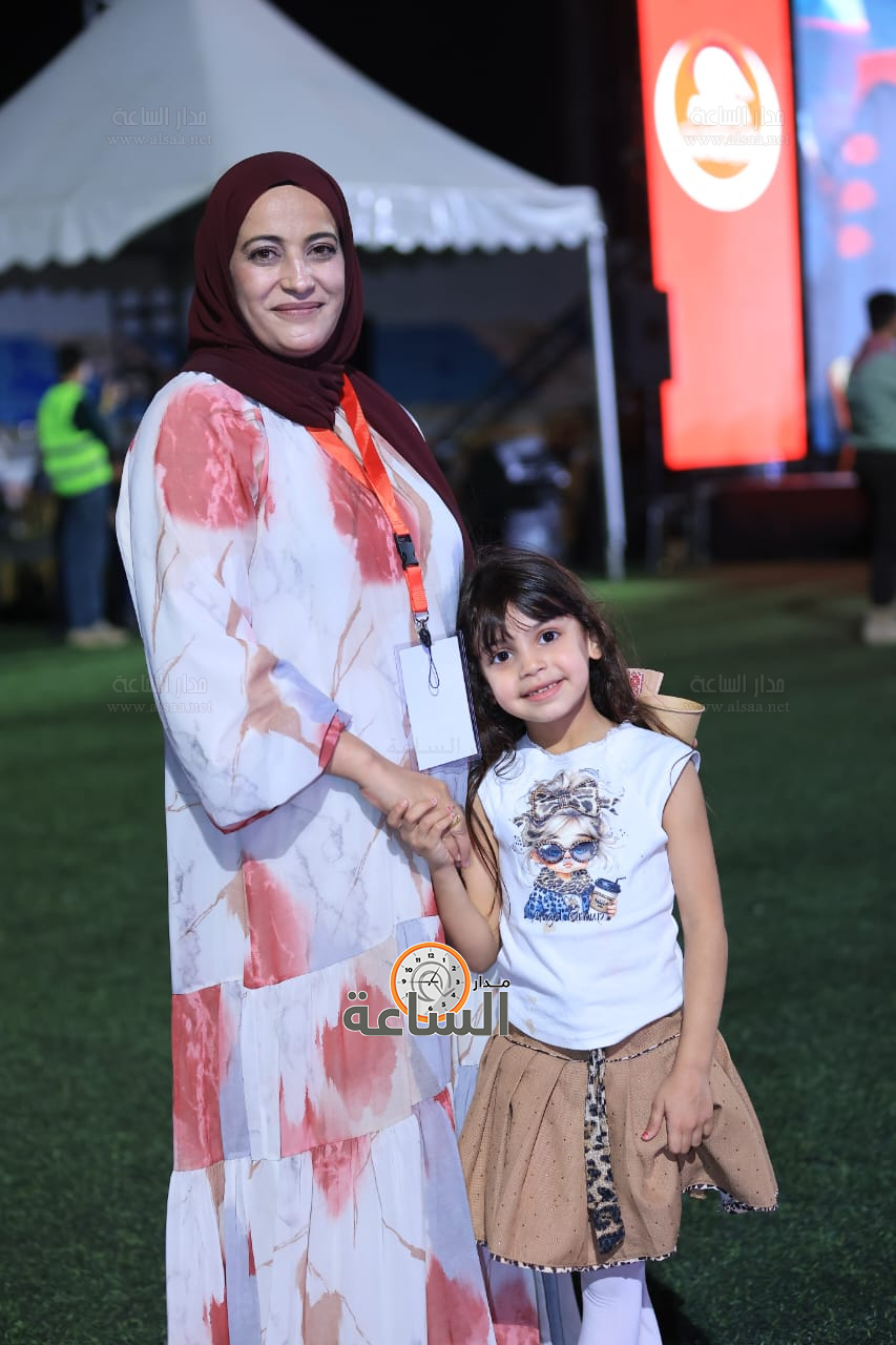 Madar Al-Saa Images 0.3919213772085015