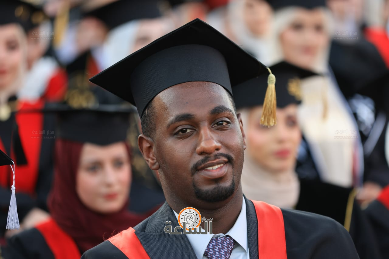 Madar Al-Saa Images 0.472174319217348