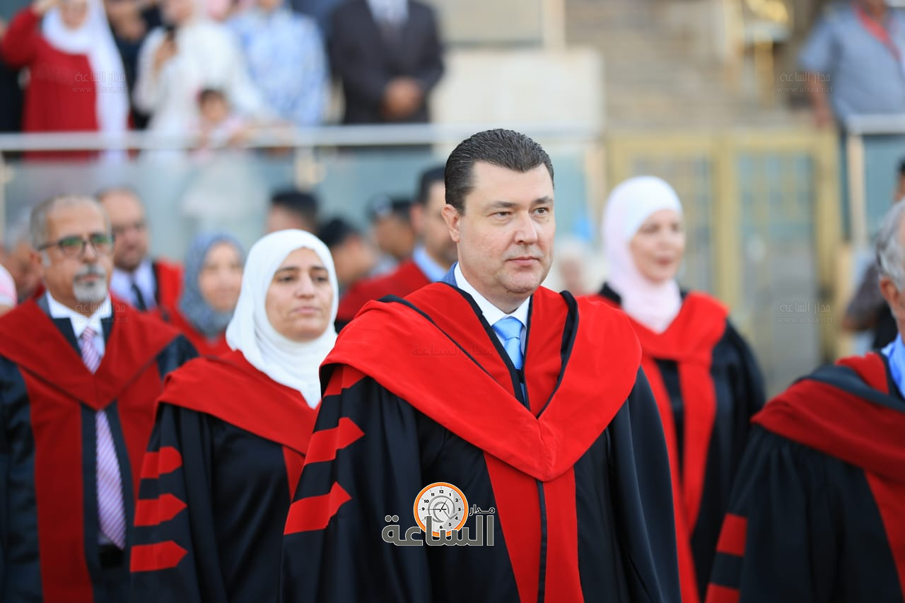 Madar Al-Saa Images 0.3968594393042406