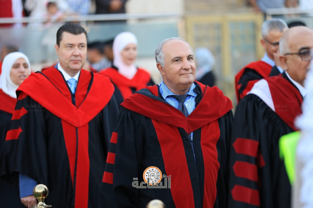 Madar Al-Saa Images 0.8522240275803876