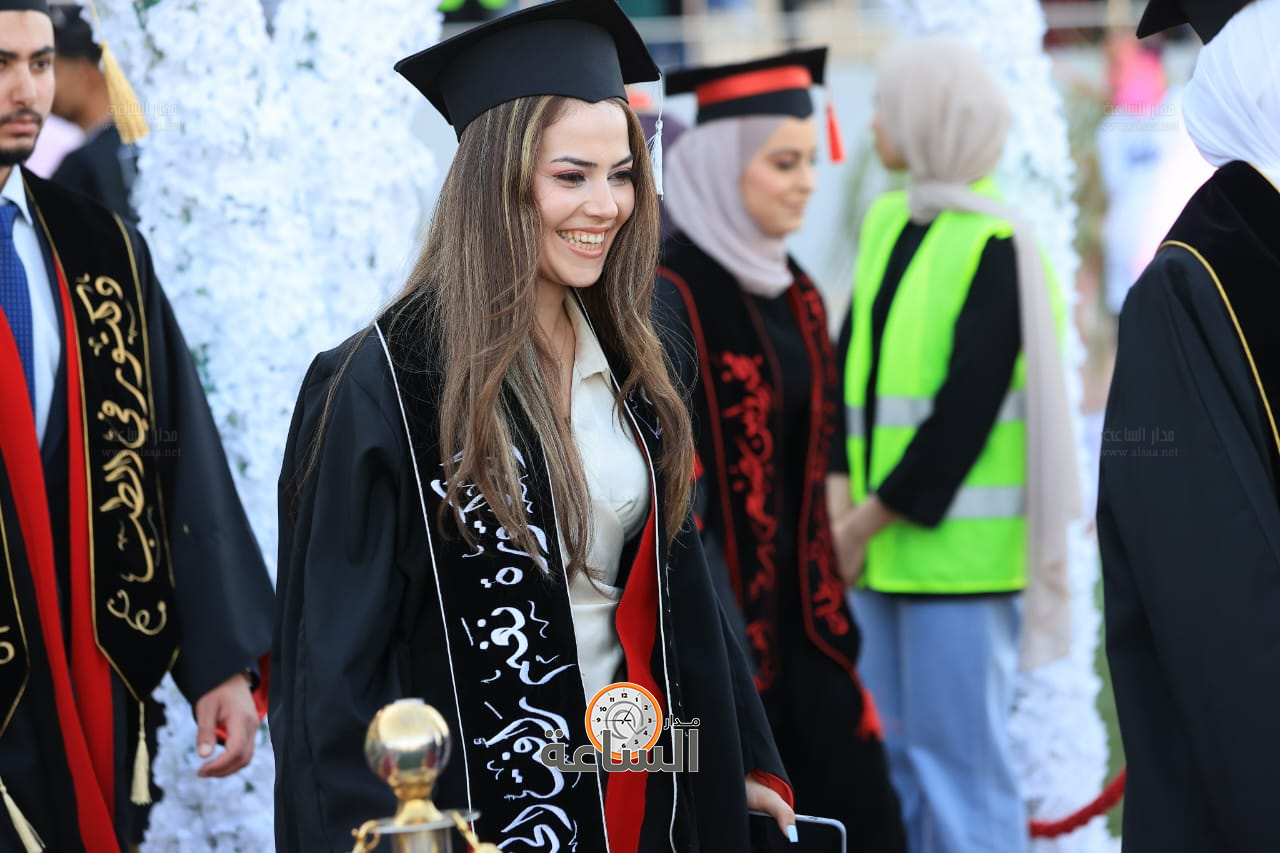 Madar Al-Saa Images 0.882609319422086