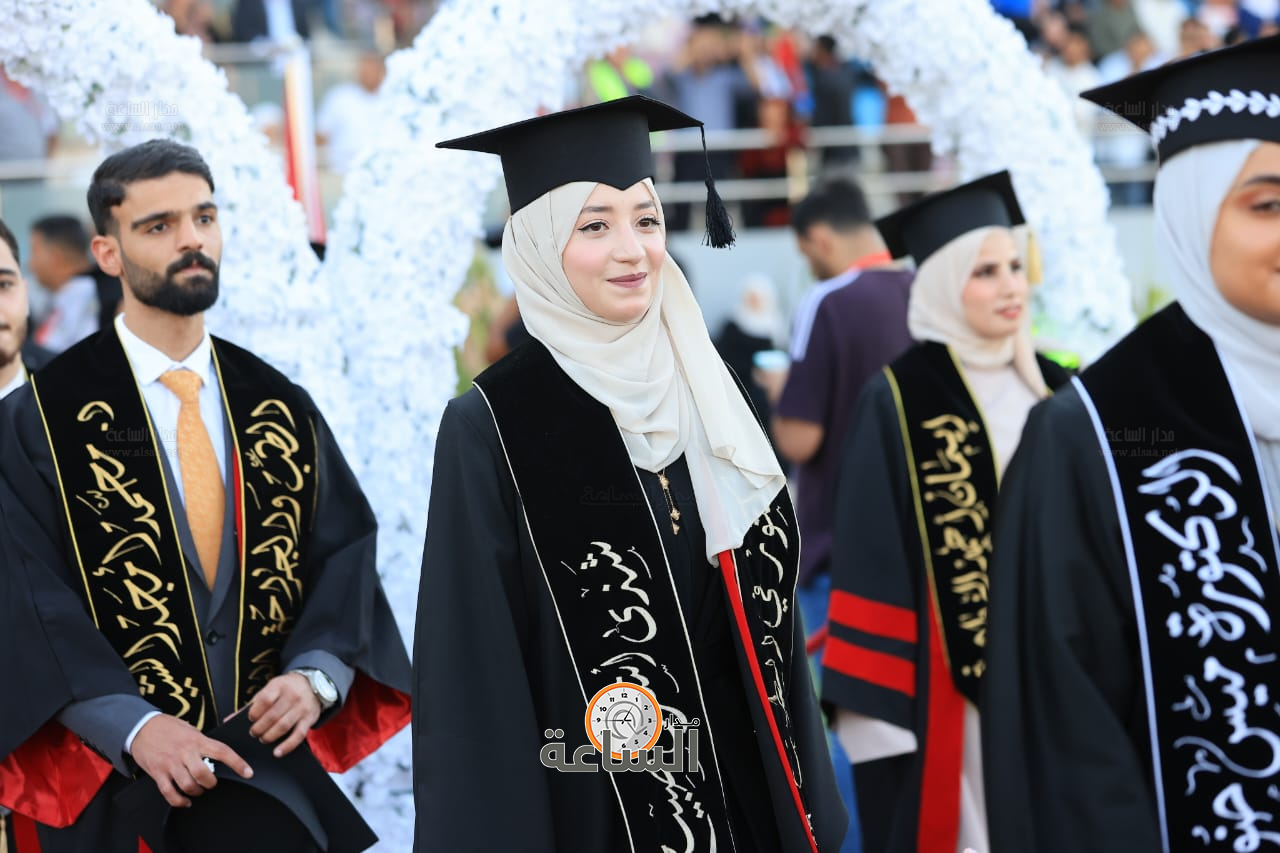 Madar Al-Saa Images 0.9282372773192432