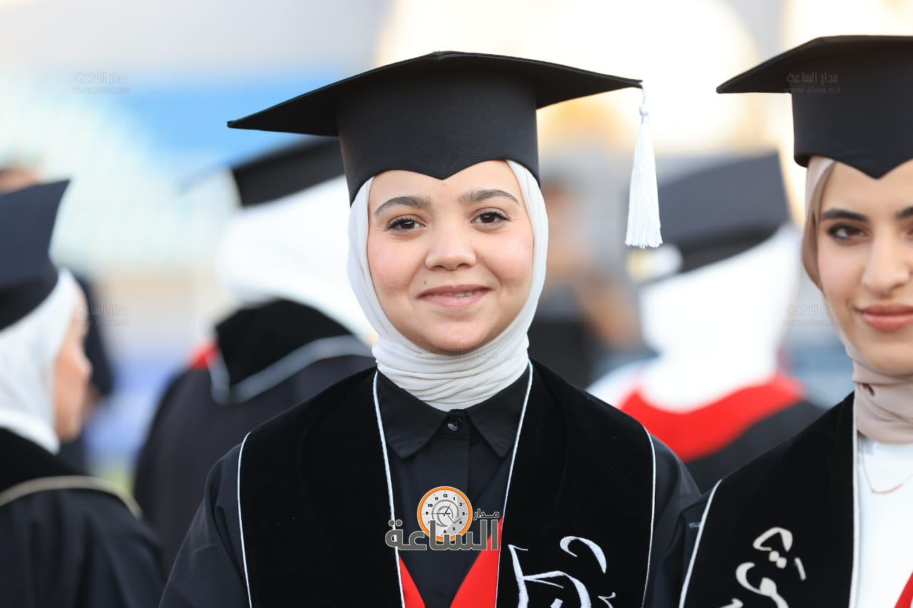 Madar Al-Saa Images 0.38617203666893074