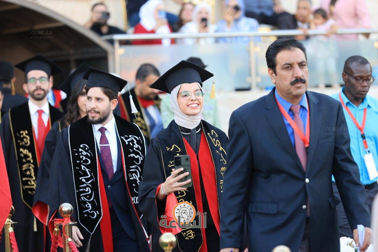 Madar Al-Saa Images 0.9816168745469162