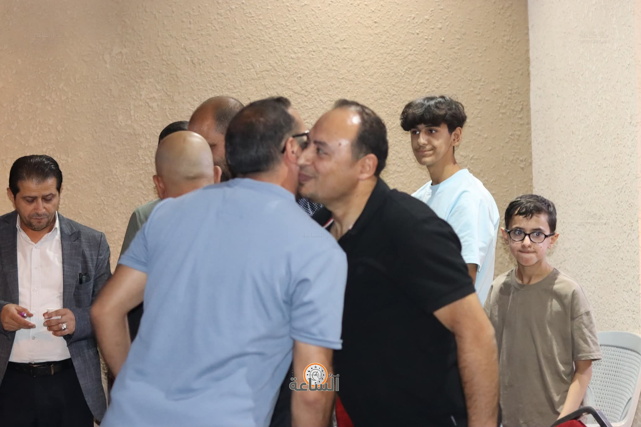 Madar Al-Saa Images 0.7577678332280073