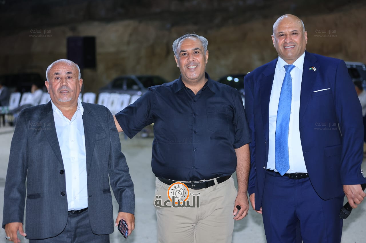 Madar Al-Saa Images 0.9495987940335544