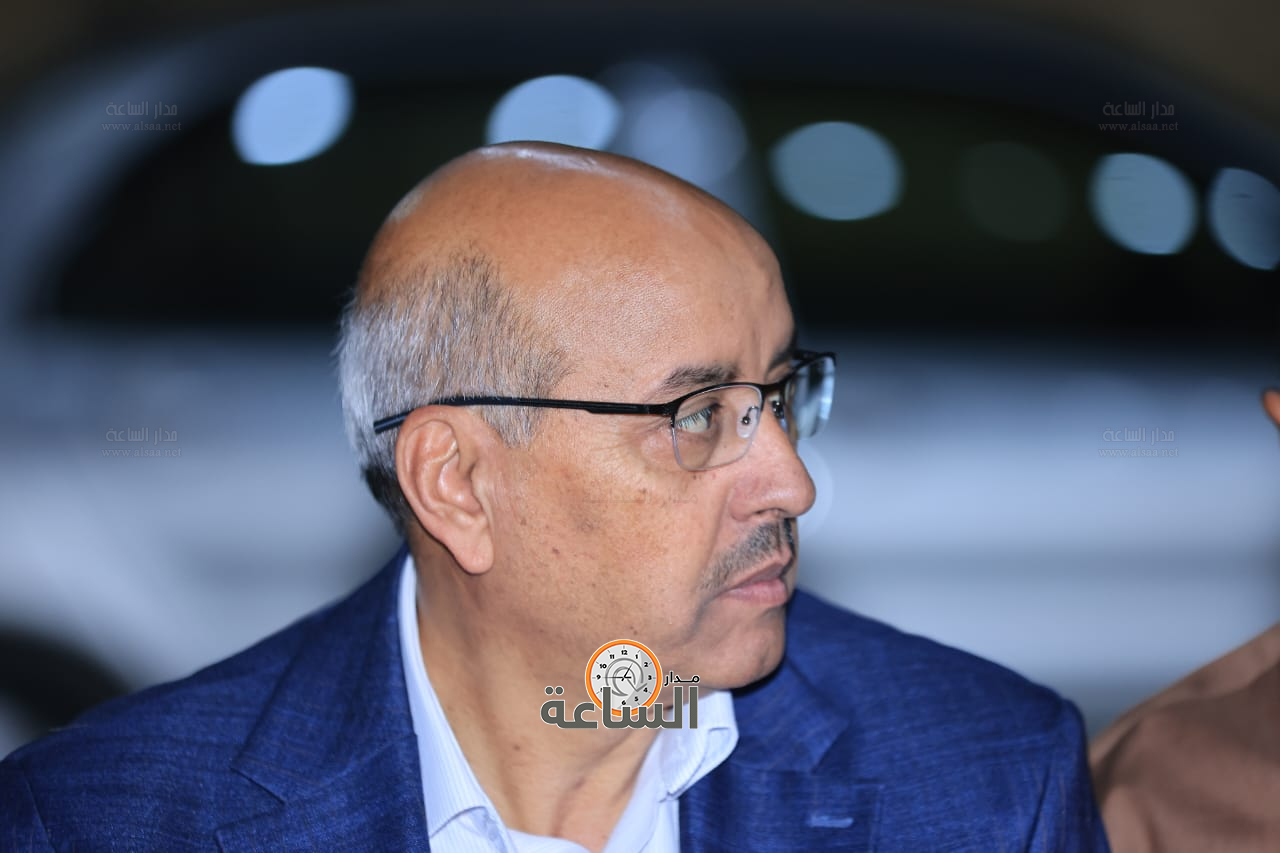 Madar Al-Saa Images 0.0327203296427373