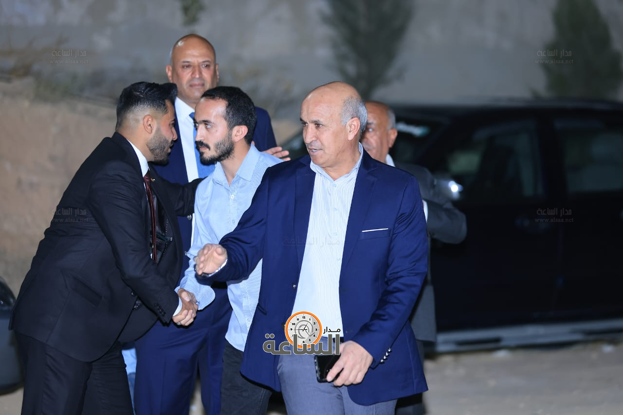 Madar Al-Saa Images 0.032531615477505604