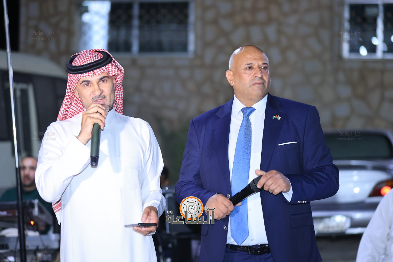 Madar Al-Saa Images 0.816633733460327