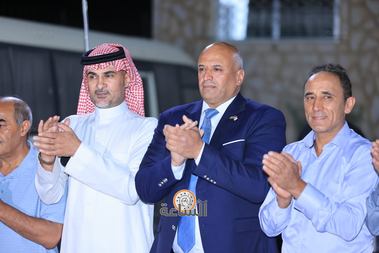 Madar Al-Saa Images 0.9119136382408439