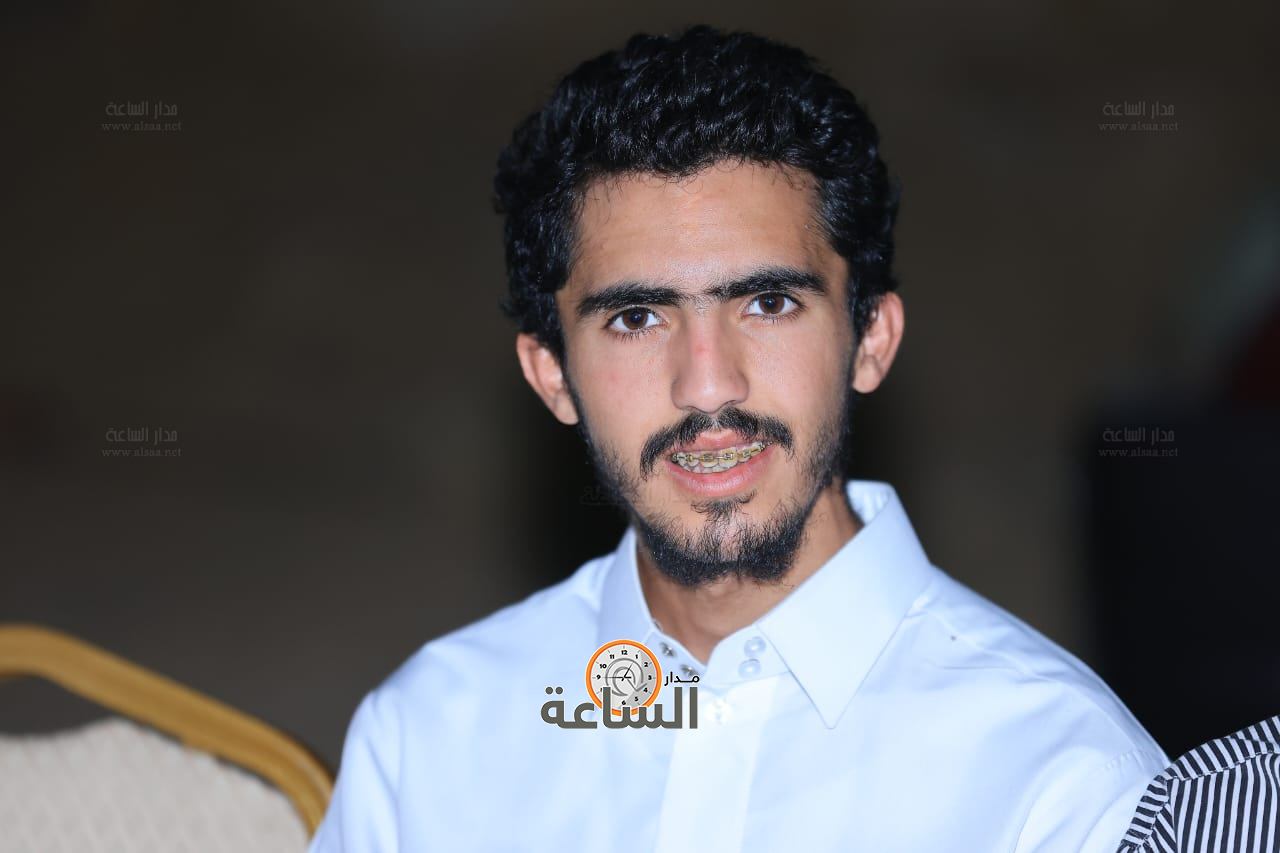 Madar Al-Saa Images 0.8777699267004118