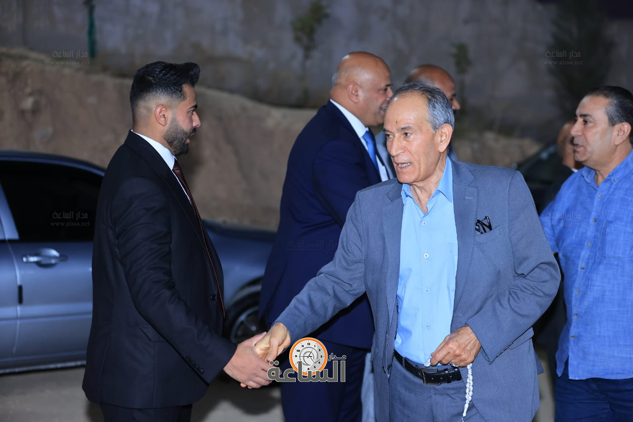 Madar Al-Saa Images 0.5113273411006352