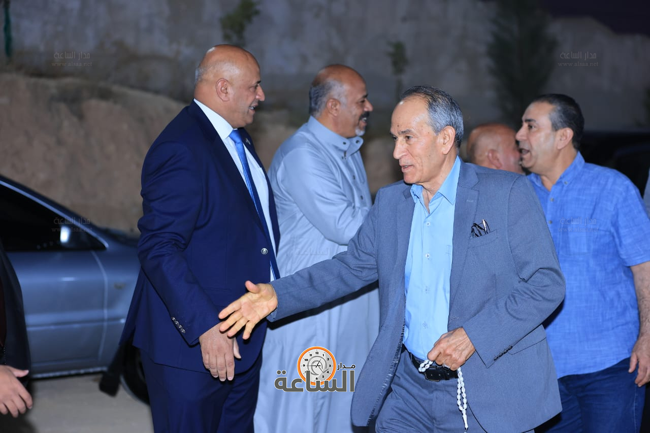 Madar Al-Saa Images 0.7405997703366693