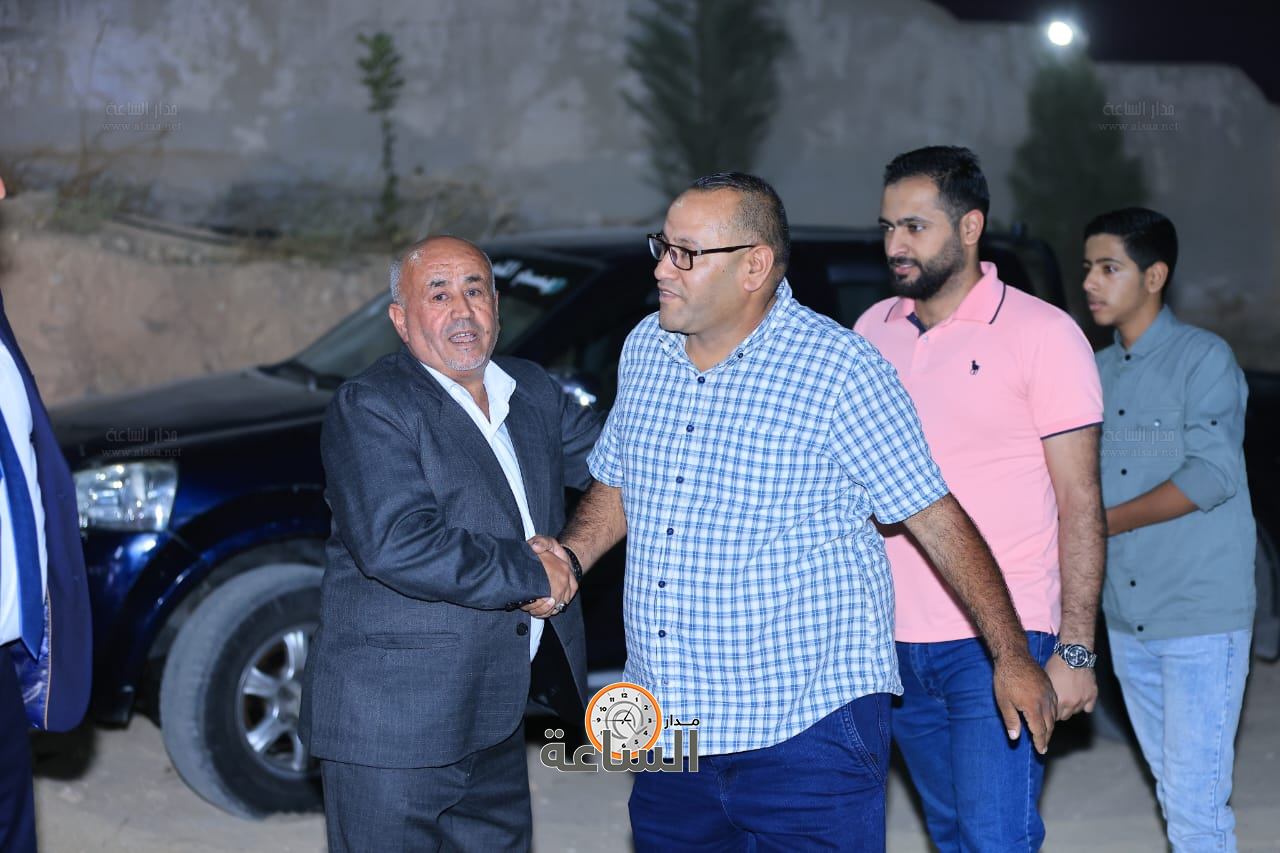 Madar Al-Saa Images 0.9904008947561527