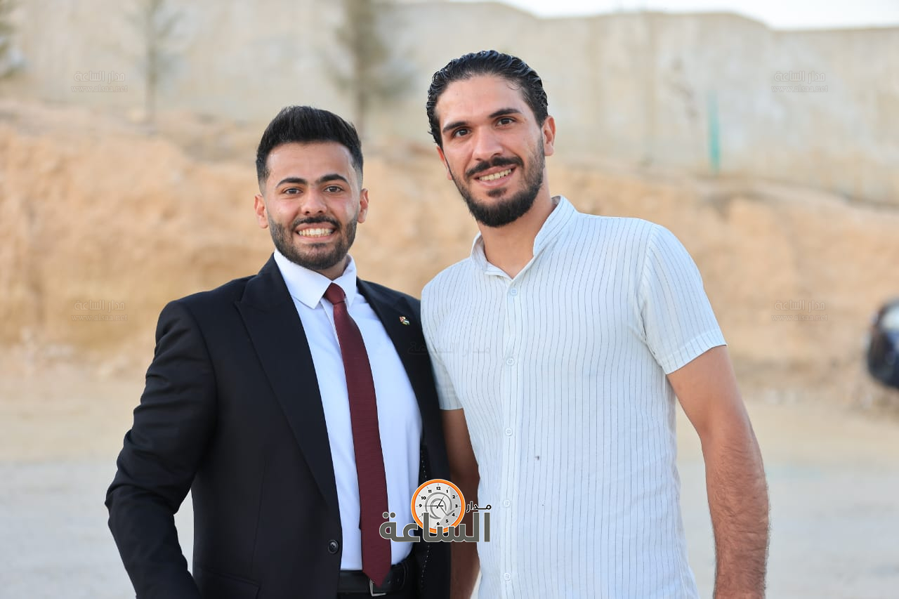 Madar Al-Saa Images 0.5433451911488356