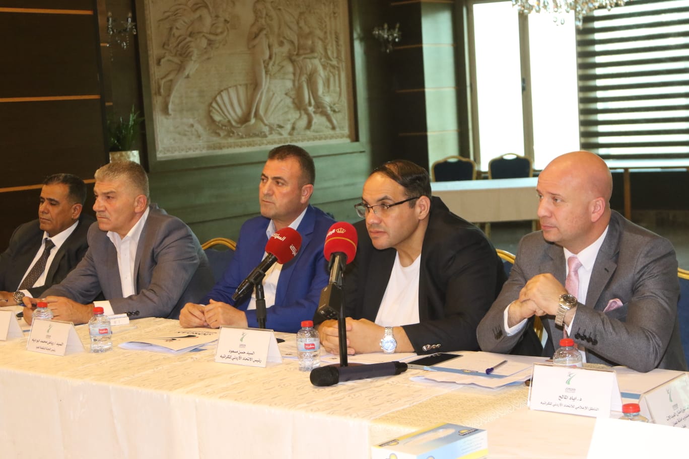 Madar Al-Saa Images 0.9977318030480185