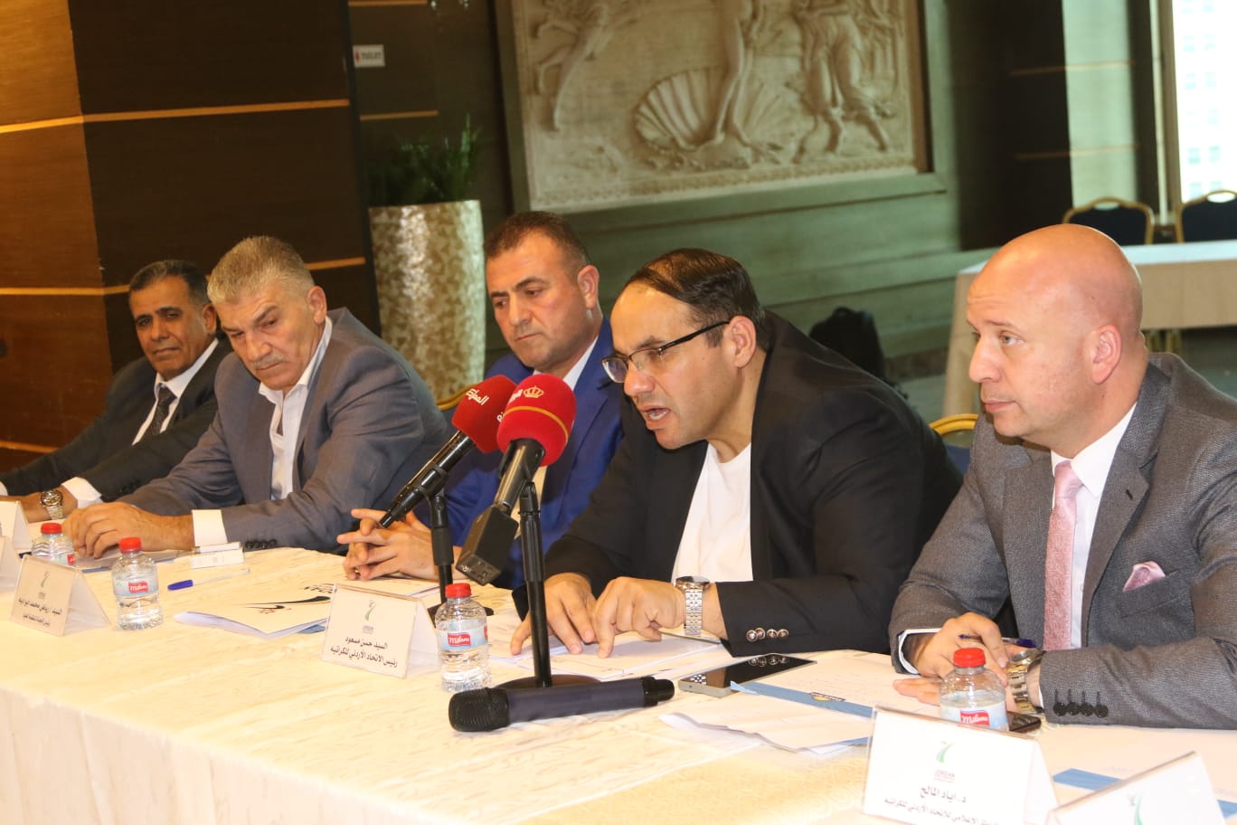 Madar Al-Saa Images 0.11212032234237734