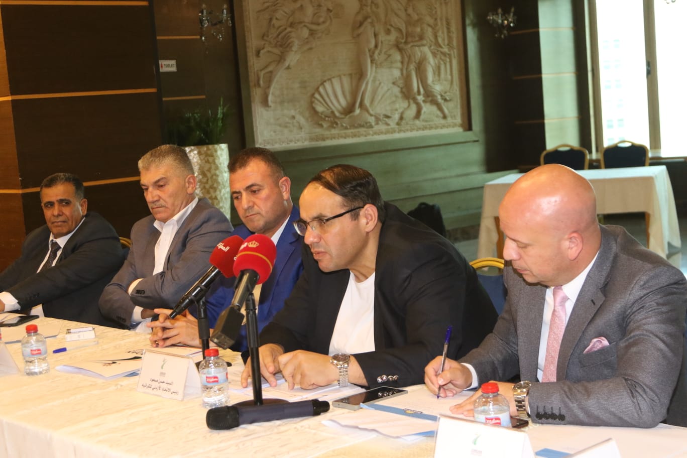 Madar Al-Saa Images 0.18674254735065954