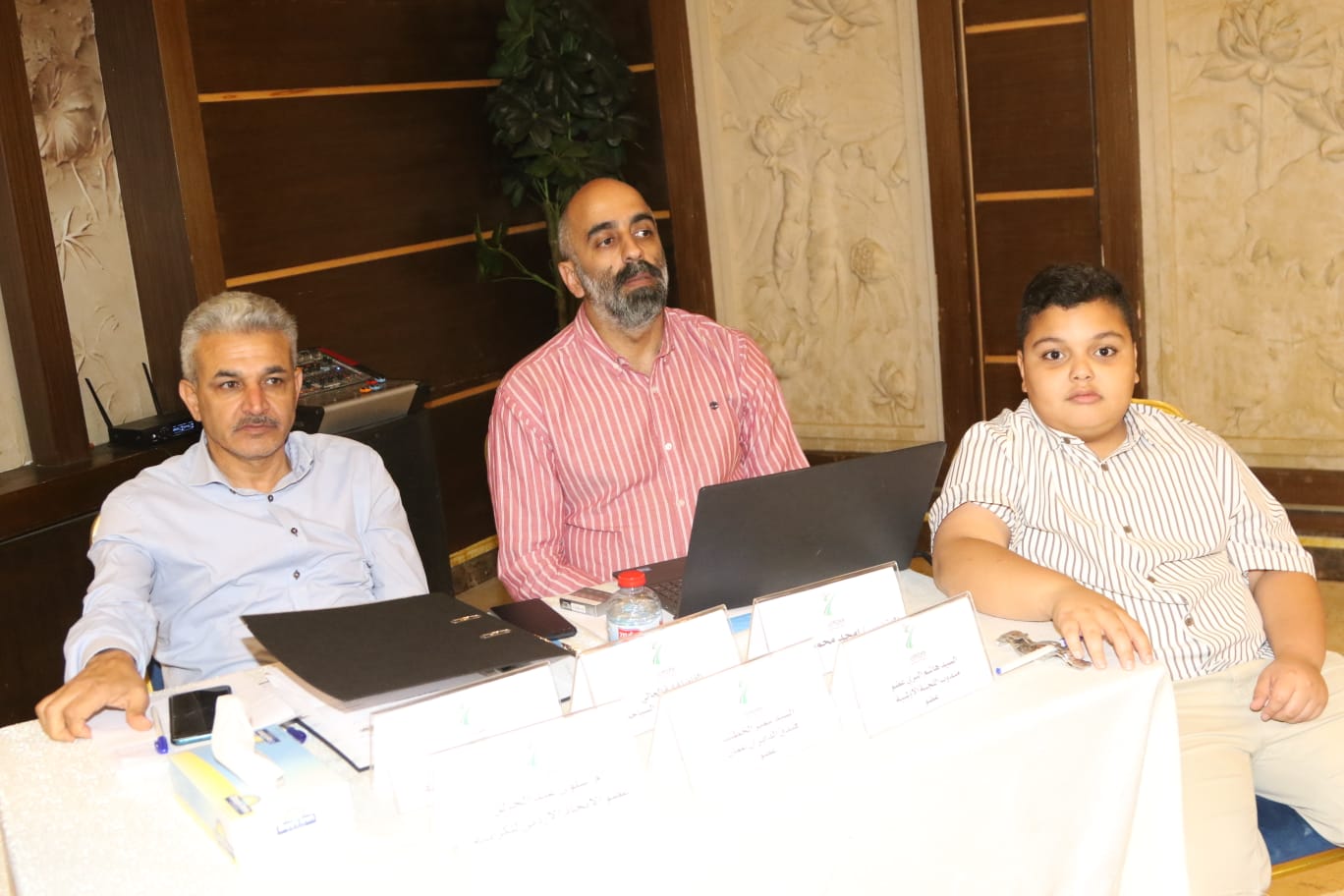 Madar Al-Saa Images 0.48055685196133224