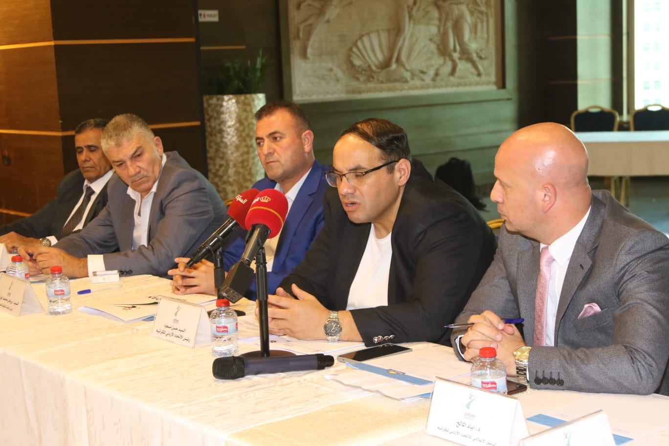 Madar Al-Saa Images 0.8734829303501326