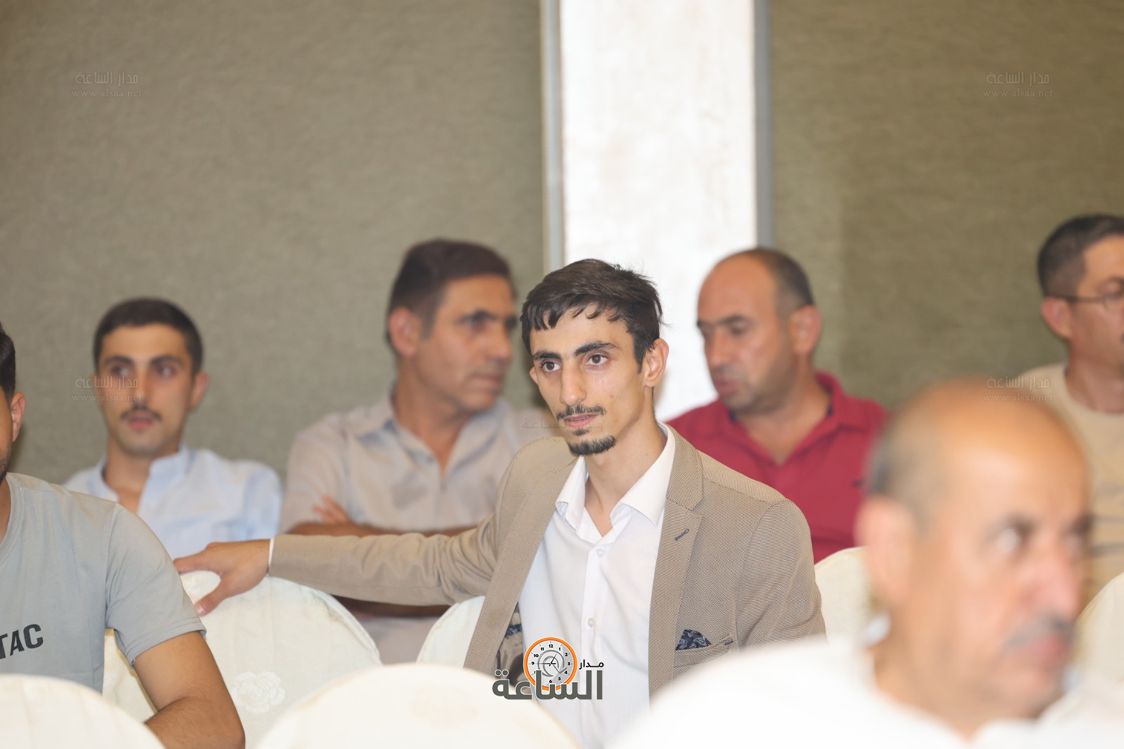 Madar Al-Saa Images 0.6351765342832727