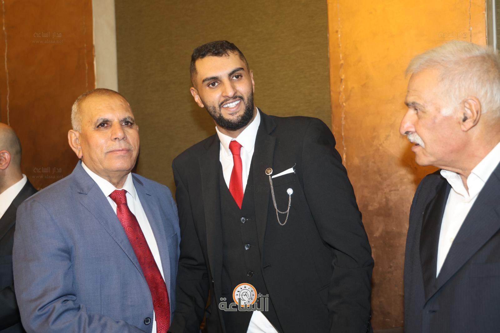 Madar Al-Saa Images 0.5289620759503881