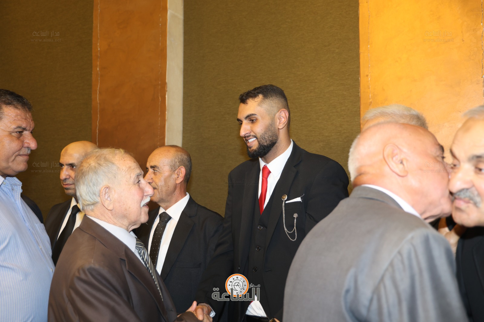 Madar Al-Saa Images 0.6310647269042622