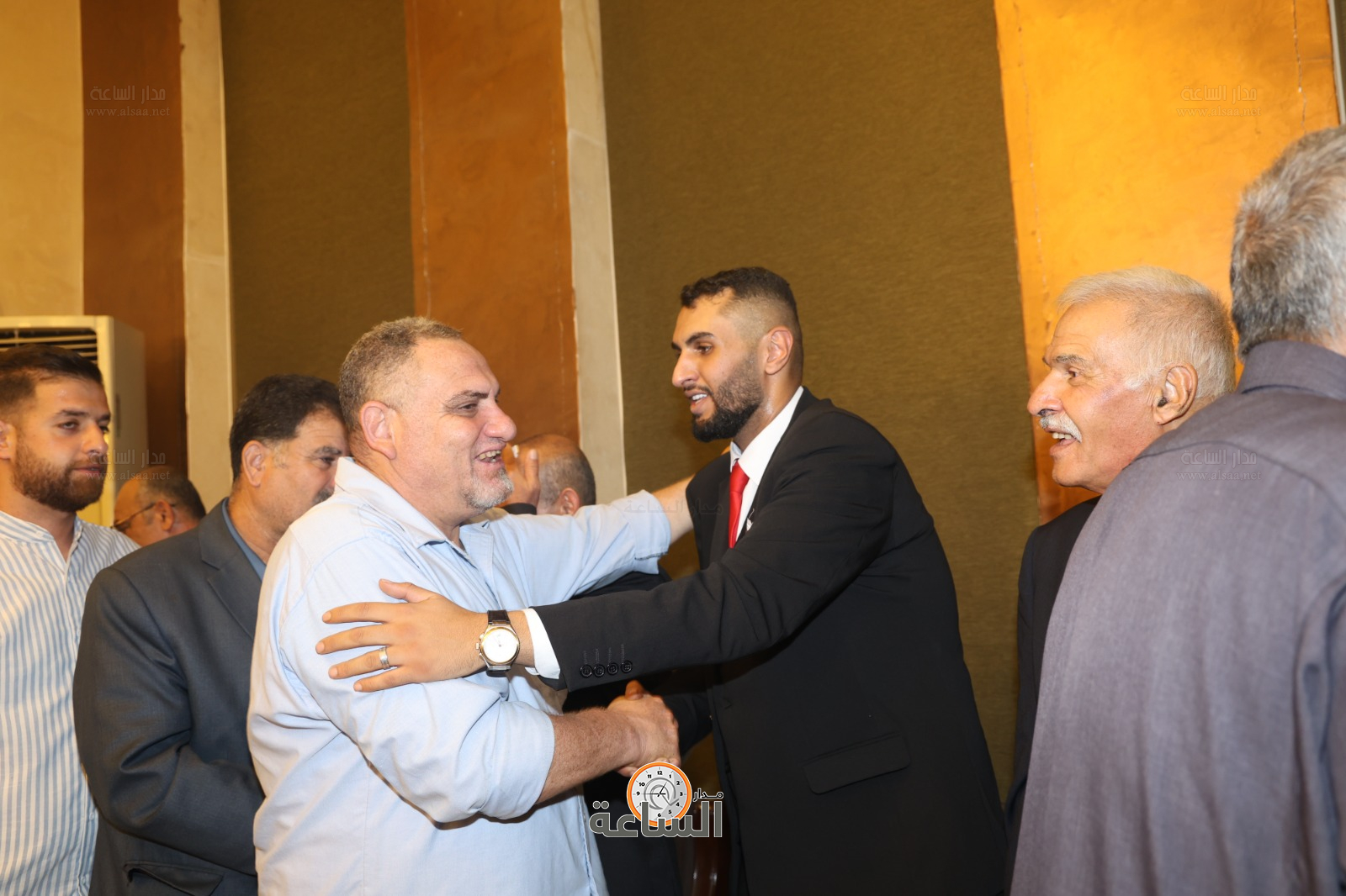 Madar Al-Saa Images 0.055594523105846894