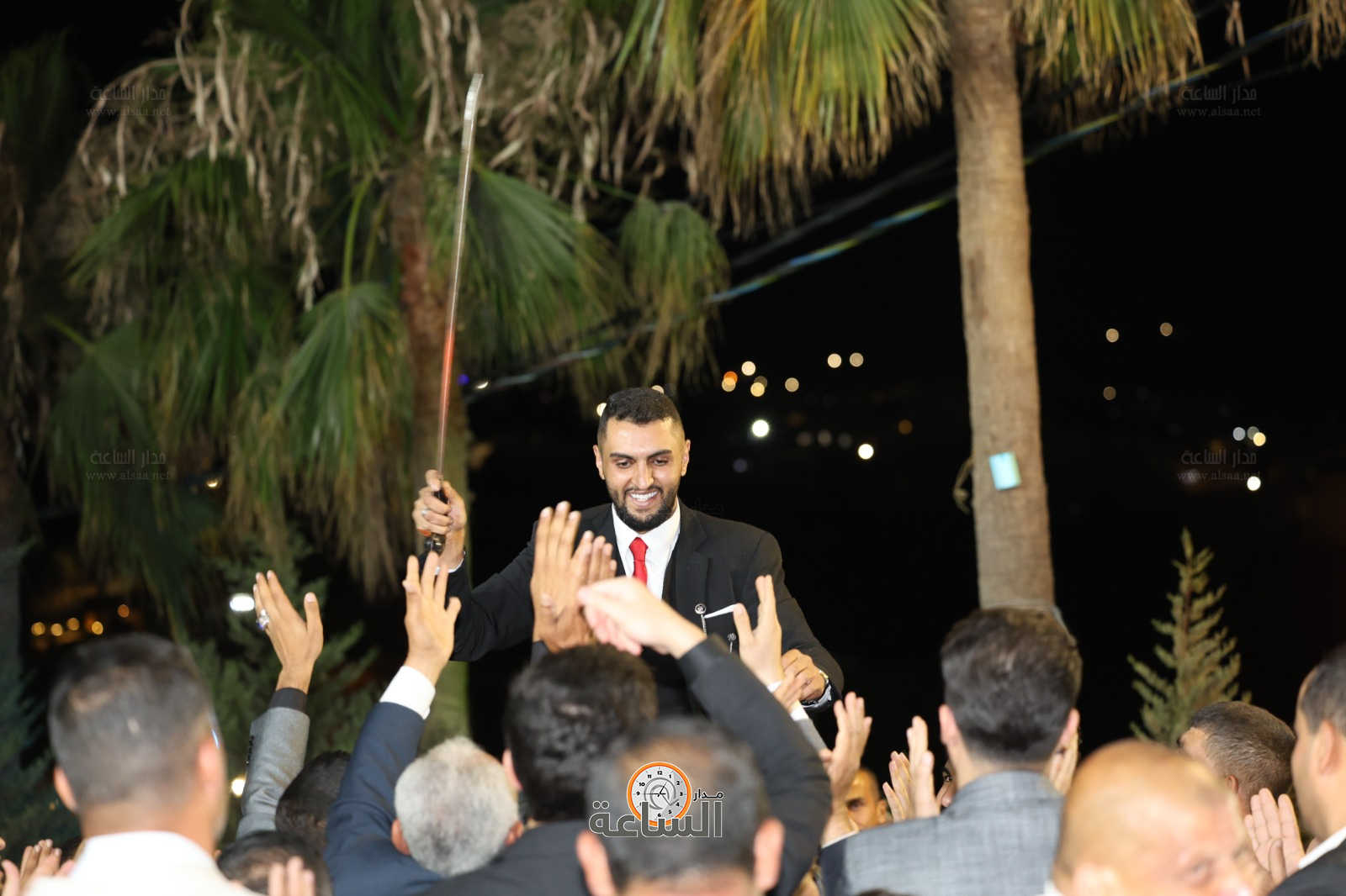 Madar Al-Saa Images 0.4167752350745981