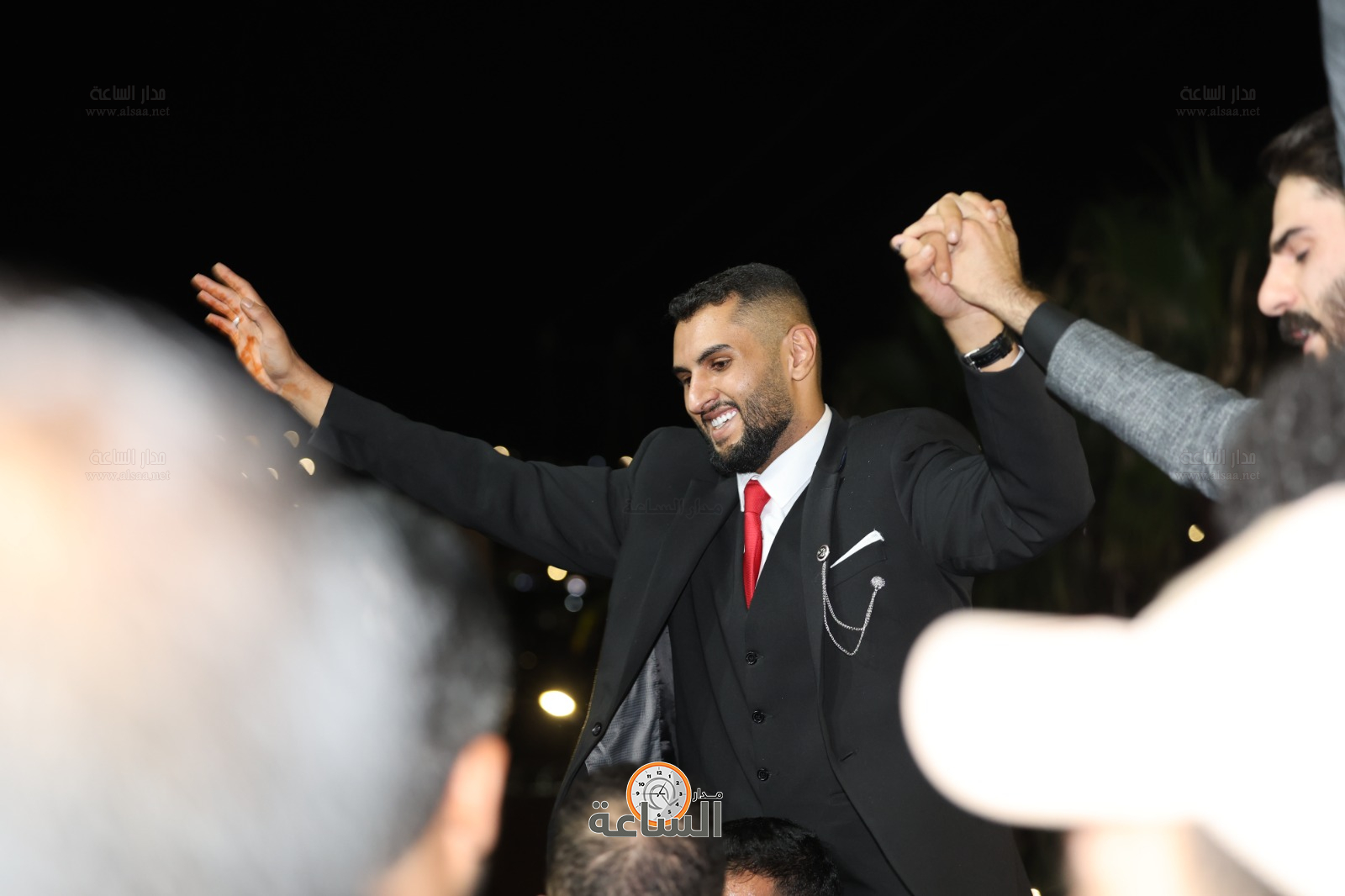 Madar Al-Saa Images 0.7427027079016725