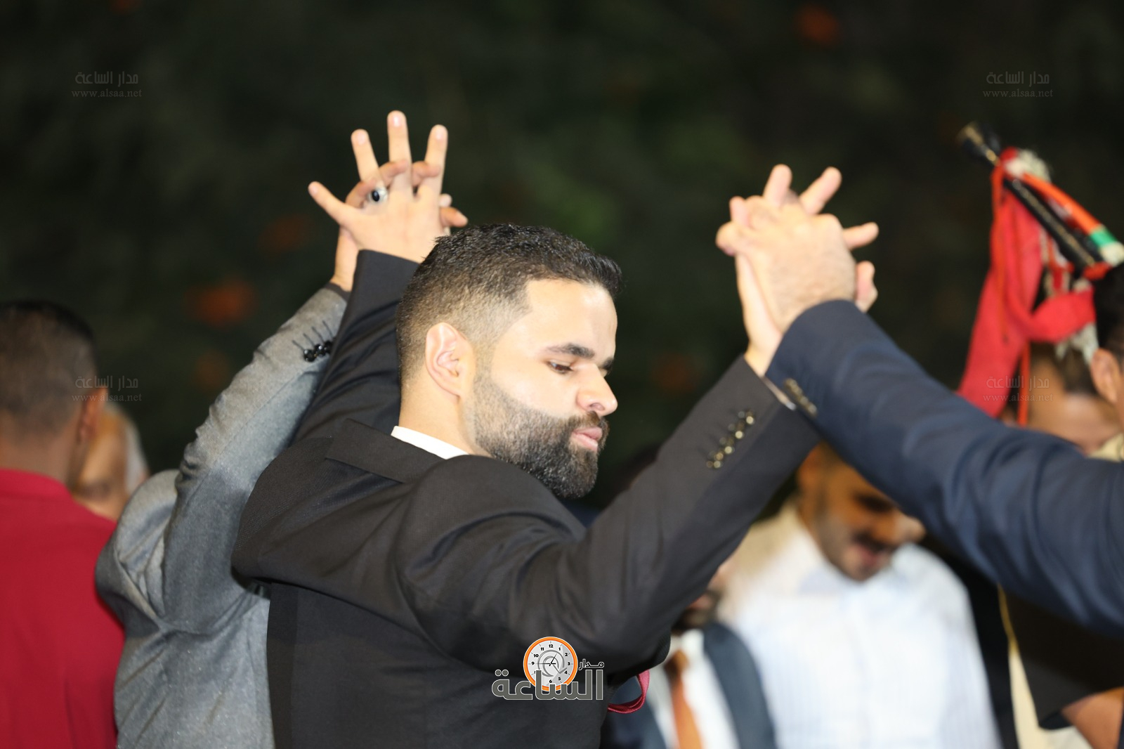 Madar Al-Saa Images 0.7641977510739447