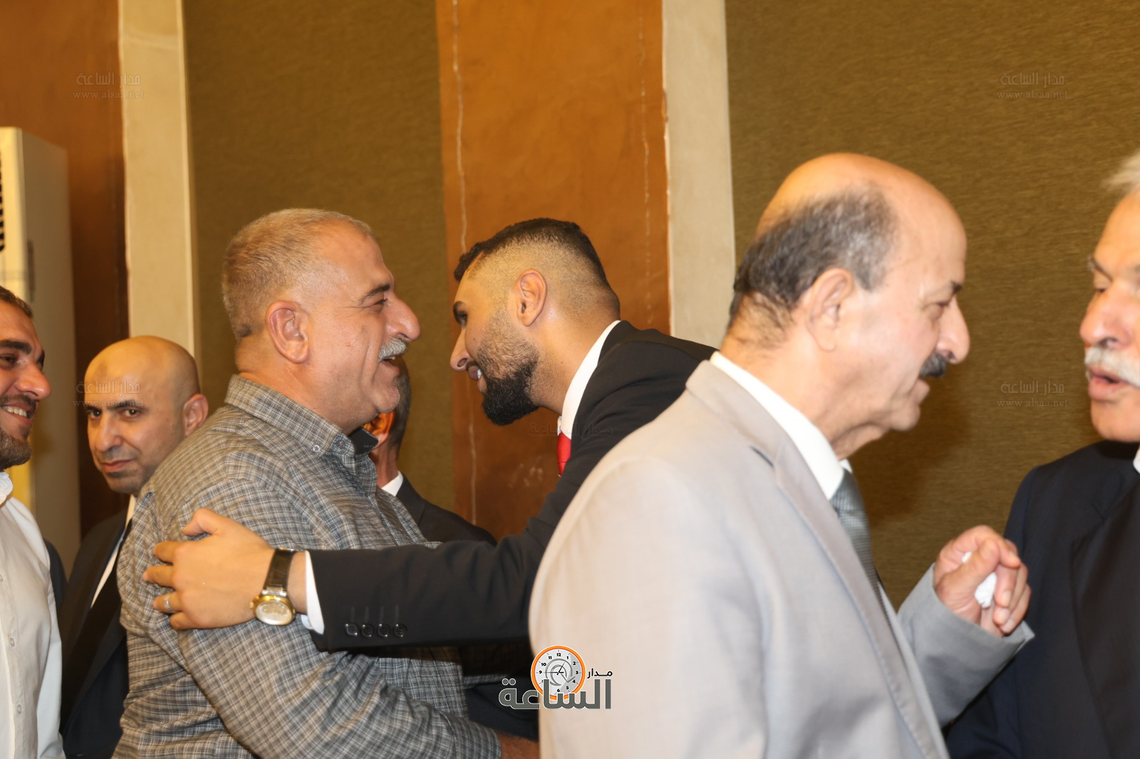 Madar Al-Saa Images 0.9268792500593198