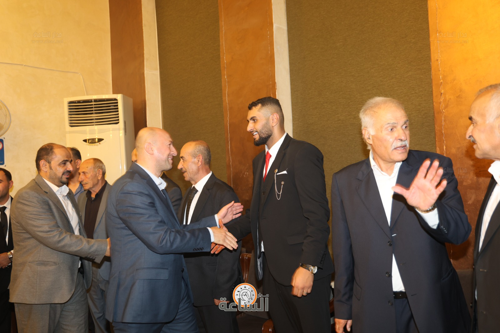 Madar Al-Saa Images 0.6039639767616771