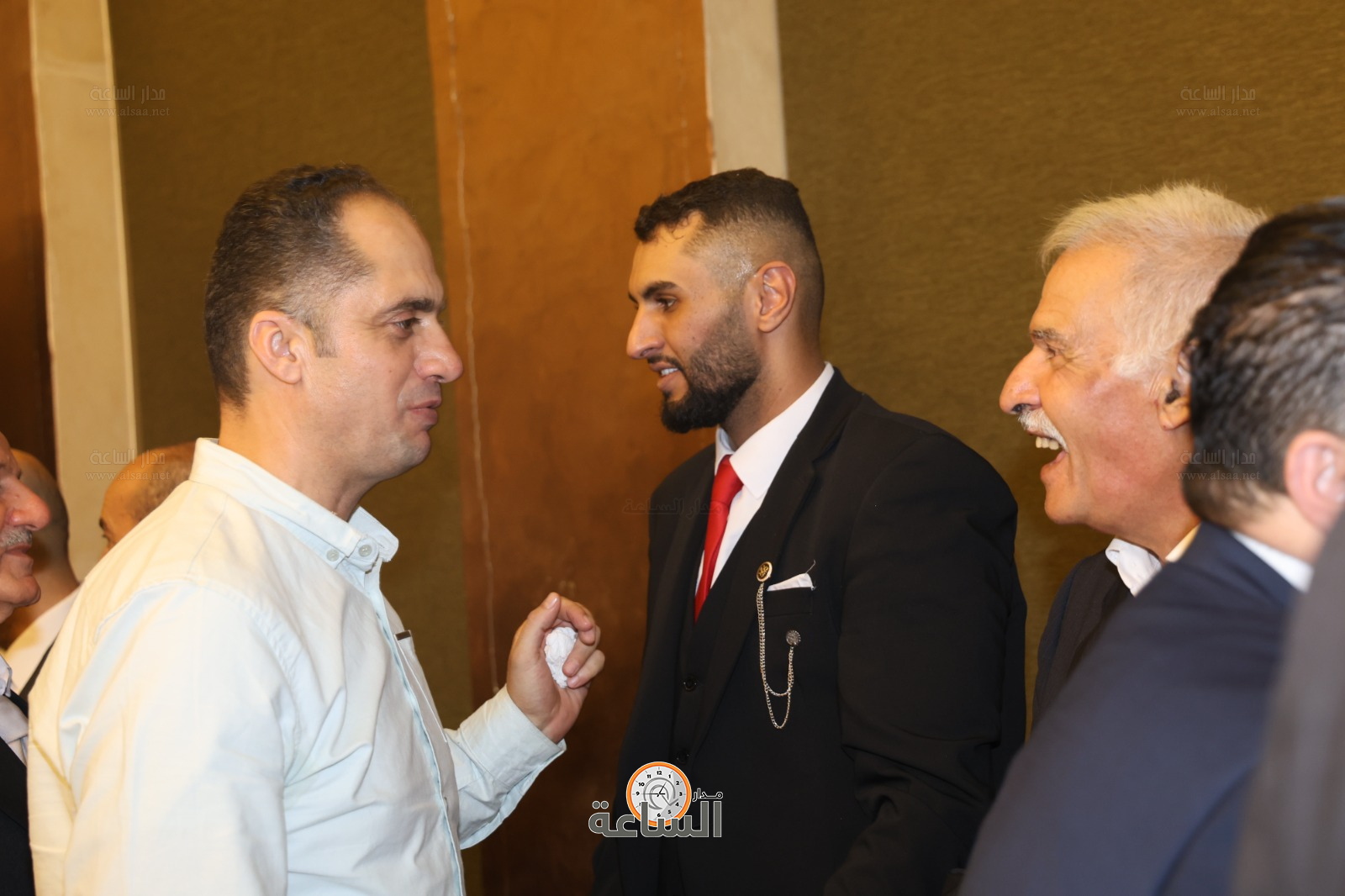 Madar Al-Saa Images 0.8206505155055169