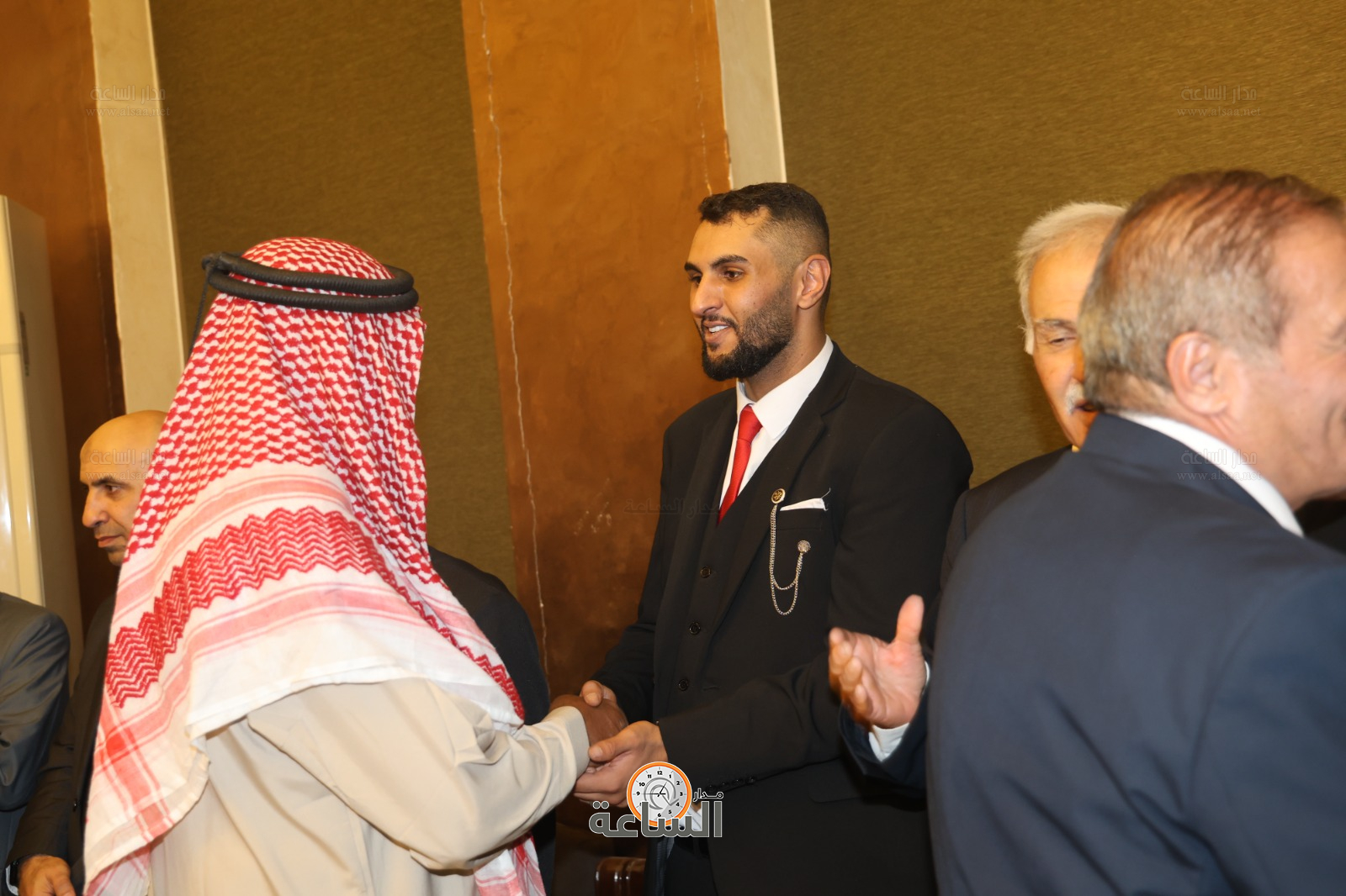 Madar Al-Saa Images 0.42066206945039764