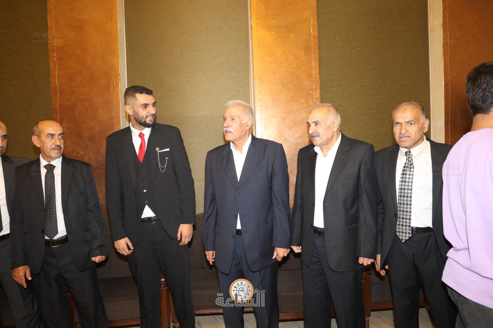 Madar Al-Saa Images 0.2553756796312221