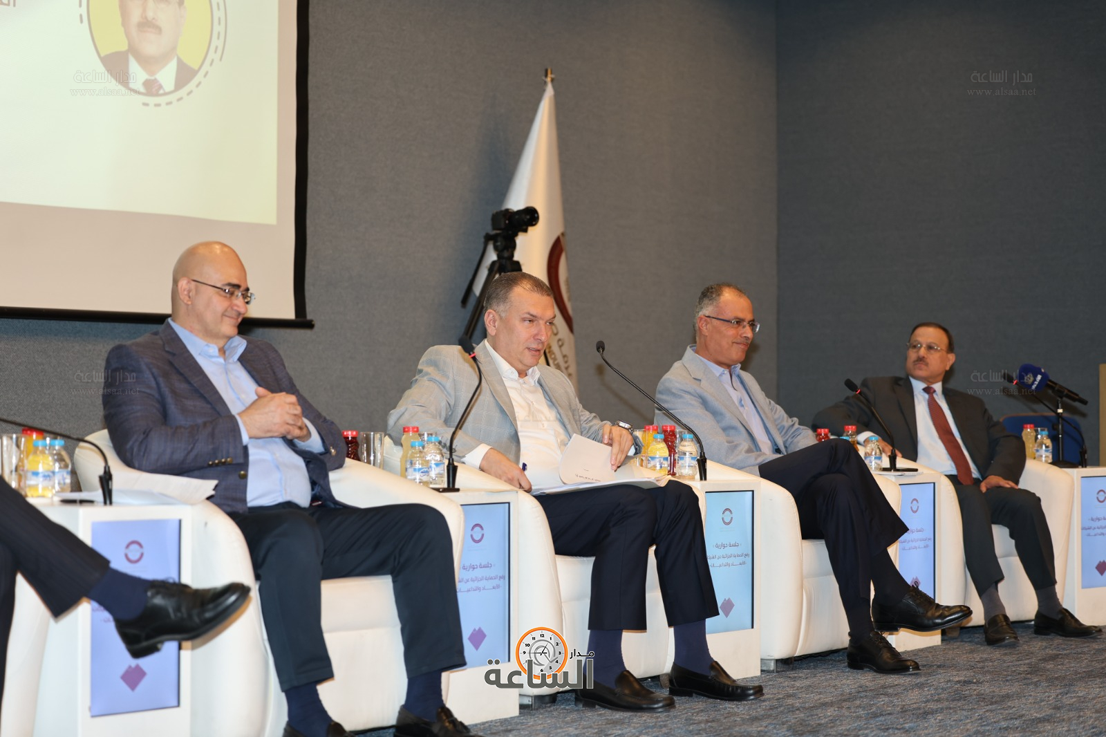 Madar Al-Saa Images 0.9145834676192621