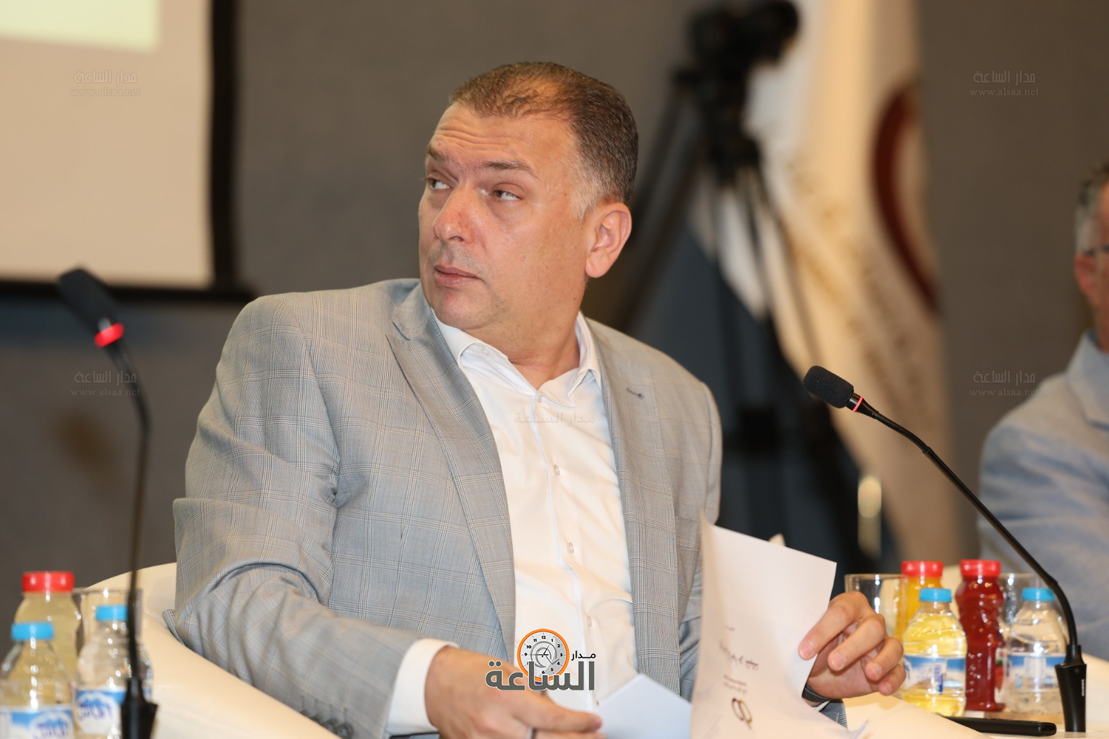 Madar Al-Saa Images 0.15528059799111282